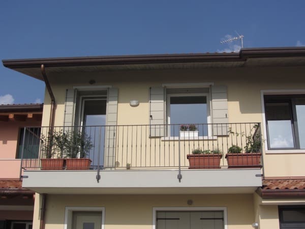 - e-portfolio lavori 177 2015: bonifica dalla muffa isolamento interno ponti termici finitura interna VMC decentralizzata Villorba TREVISO Gradi Giorno 2397 Zona Climatica E