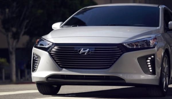 hyundai-ioniq-sensazione-guida-auto-elettrica-02